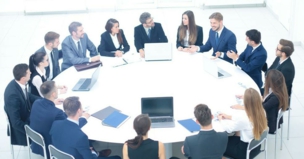 華網(wǎng)電力公司召開述職會(huì)