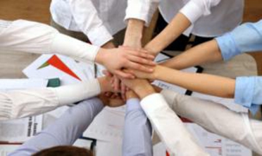 集團辦公室召開提升品質(zhì)座談會